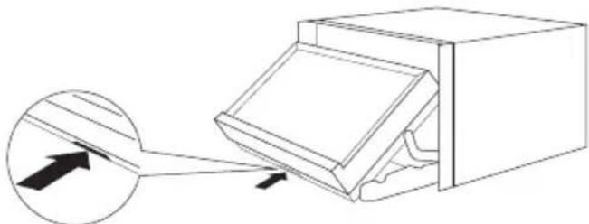 ALPINE X800DU - Detaching - 1