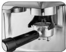 ROWENTA Grind & Infuse Compact 1018 - MACINARE E PRESSARE POLVERE DI CAFFÈ NEL FILTRO - 3