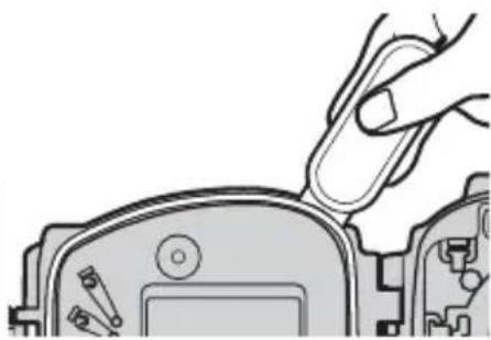 NIKON WPN3 - 切勿用力過度或使用尖銳物品 - 1