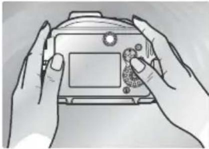 NIKON WPN3 - 用清水浸泡防水罩。 - 1