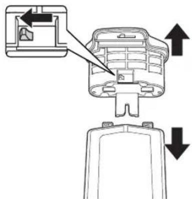 NIKON MBD12 - Removing Batteries - 2