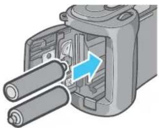 ROLLEI dr5100 - Insert the two batteries, making sure they are facing the correct way. - 1