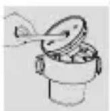 PHILIPS GoZero - Removing the rechargeable battery before disposal (for EU based users) - 2