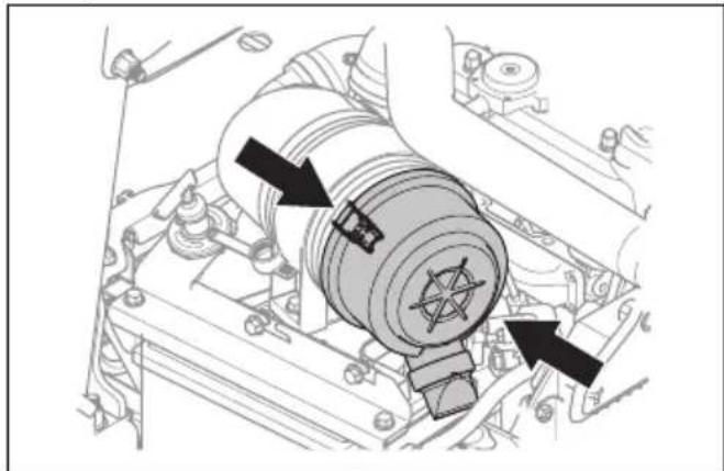 HUSQVARNA P 525DX - Pour nettoyer et remplacer le filtré à air - 2