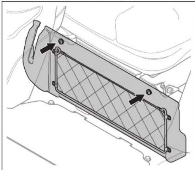 HUSQVARNA P 525DX - Retrait de la plaque de protection - 1