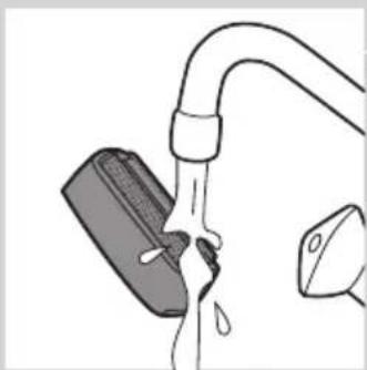 PHILIPS StyleShaver Pro QS6160 - Cleaning the trimming head connector - 8