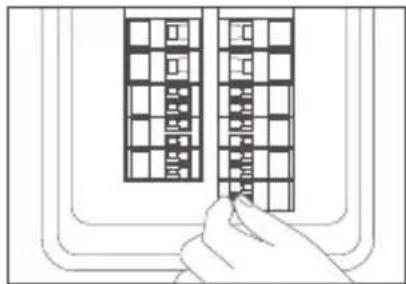 eufy Floodlight Cam 2 Pro - VORBEREITUNG DER ÜBERWACHUNGSKAMERA MIT SCHEINWERFER FÜR DIE INSTALLATION - 2