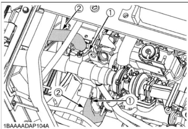 KUBOTA KX0404 - ■Remplacement des Durites du Radiateur et de leurs Colliers de Serrage - 1