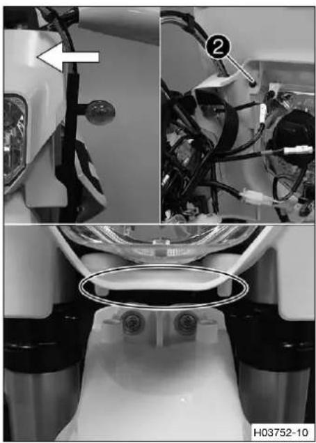 HUSQVARNA TE 150i (2021) - Monter la plaque-phare et le phare - 3