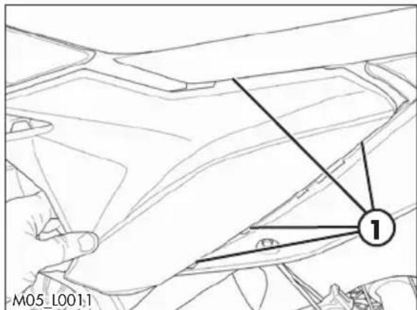 Beta RR 2T 250 (2021) - Démontage et remontage carénage filtré à air - 1