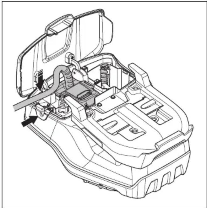 HUSQVARNA LB 553iV - To install and remove the multi battery (accessory) - 6