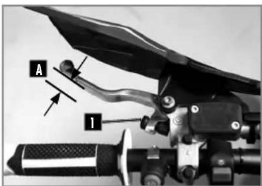 Sherco 250 SE (2023) - RÉGLAGE EMBRAYAGE - 1