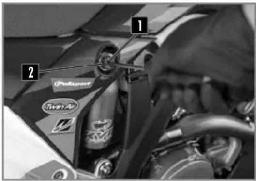 Sherco 250 SE (2023) - EINSTELLEN DER DRUCKSTUFE DES STOSSDÄMPFERS BEI NIEDRIGER GESCHWINDIGKEIT - 1