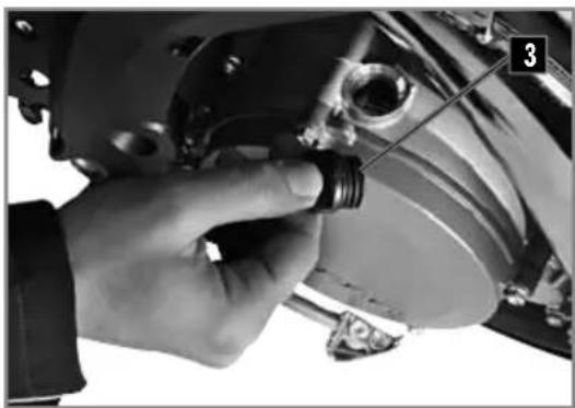 Sherco 250 SE (2023) - REFILLING THE GEAR BOX WITH OIL - 1