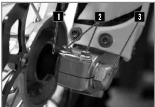 Sherco 250 SE (2023) - REINSTALLING THE FRONT WHEEL - 1
