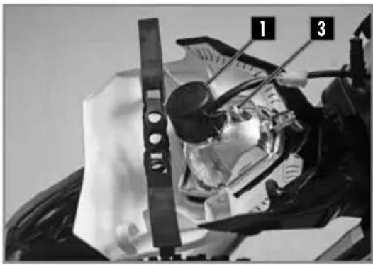 Sherco 250 SE (2023) - REPLACING THE HEADLIGHT BULB OR THE PILOT LAMP - 1