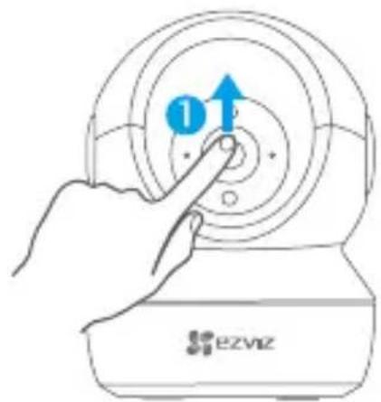 EZVIZ C6N 4MP - Vložte kartu Micro SD (volitelné) - 1