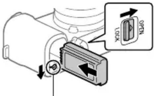 SONY ZVE1L - Indsætning af batteripakken (medfølger)/hukommelseskortet (sælges separat) i kameraet - 1