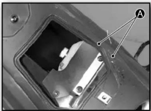 Sherco TY 125 (2024) - Controlar y limpieza del filtró de aire - 1