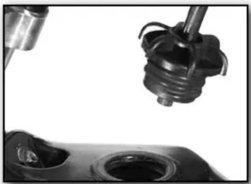 Sherco TY 125 (2024) - Carga de combustible - 2