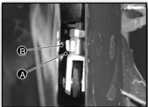 Sherco TY 125 (2024) - Adjusting the position of the rear brake pedal - 1