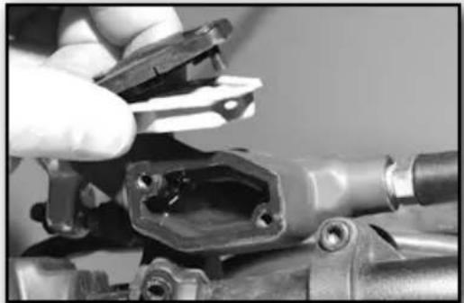 Sherco TY 125 (2024) - Checking and topping up the front brake fluid - 2