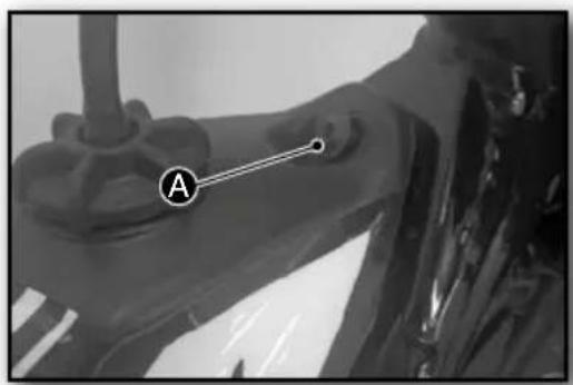 Sherco TY 125 (2024) - ■ Remplacement du fusible - 1