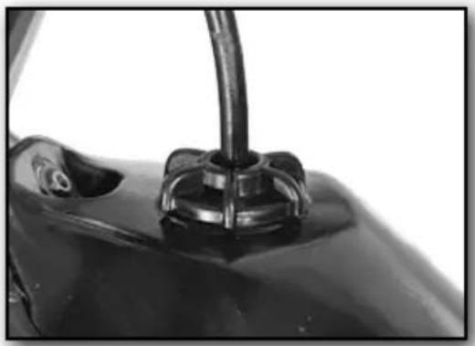 Sherco TY 125 (2024) - Den Tank füllen - 1