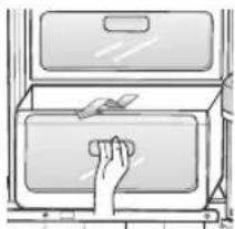 SAMSUNG RS21HFLFH - REMOVING THE FRIDGE ACCESSORIES - 2