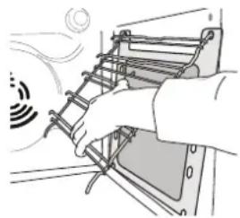 WHIRLPOOL WOI4S8HM2SWA - KATALYYTTISTEN PANELELIEN PUHDISTAMINEN - 2