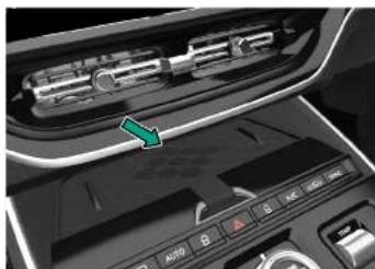 Aston Martin DBX707 (2025) - Chargeur de téléphone sans fil - 1