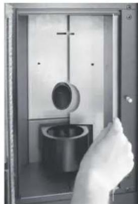 Livn Tromvik 7 - How to clean the combustion chamber (once a month) - 5