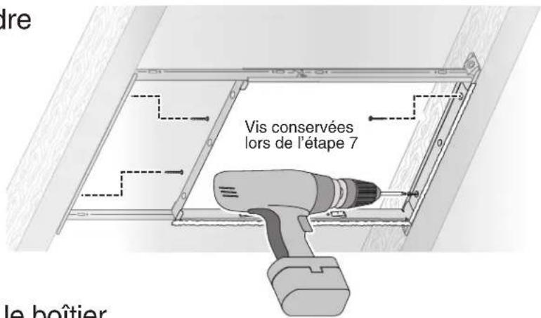 de Vis conservées lors de l'étape 7 le boîtier