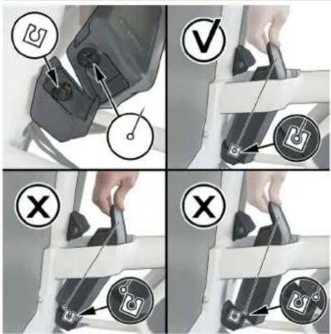 Urban Arrow Tender 1000 - Placing and removing the e-bike battery from the battery cradle - 3