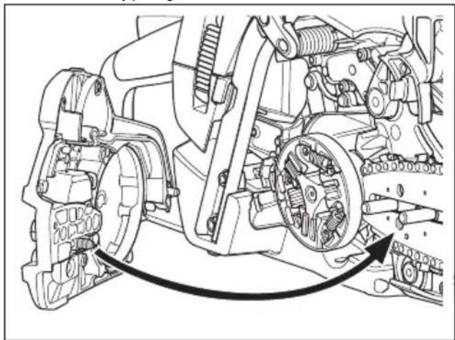 HUSQVARNA 560 XP Mark II - So montieren Sie Führungsschiene und Kette - 3