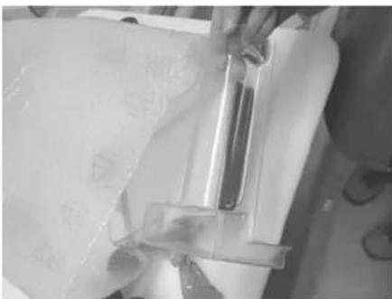 Doyon DL18SP - À L'INTÉRIEUR DE LA BOîTE, IL Y A UN COUVERCLE DE SECURITE qui DOIT ÉTRE INSTALLÉ SUR LES ROULEAUX SUPÉRIEurs AVANT L'UTILISATION DE L'APPAREIL. - 3