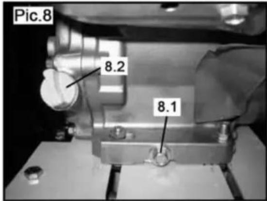 Hillvert HTHECTOR 420 - Cómo añadir aceite de motor al cárter - 1