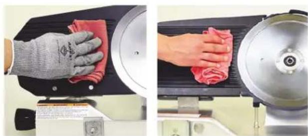 Vollrath 40950 - Nettoyez le trancheur - 3