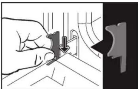 DE DIETRICH DOH4334B - Removing the oven door glass panels - 1