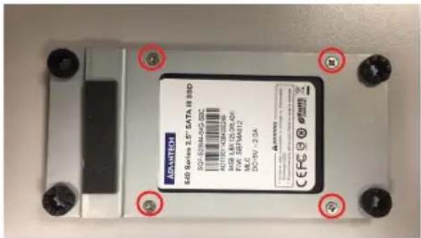 Advantech PPC421W - 安装内存 - 7