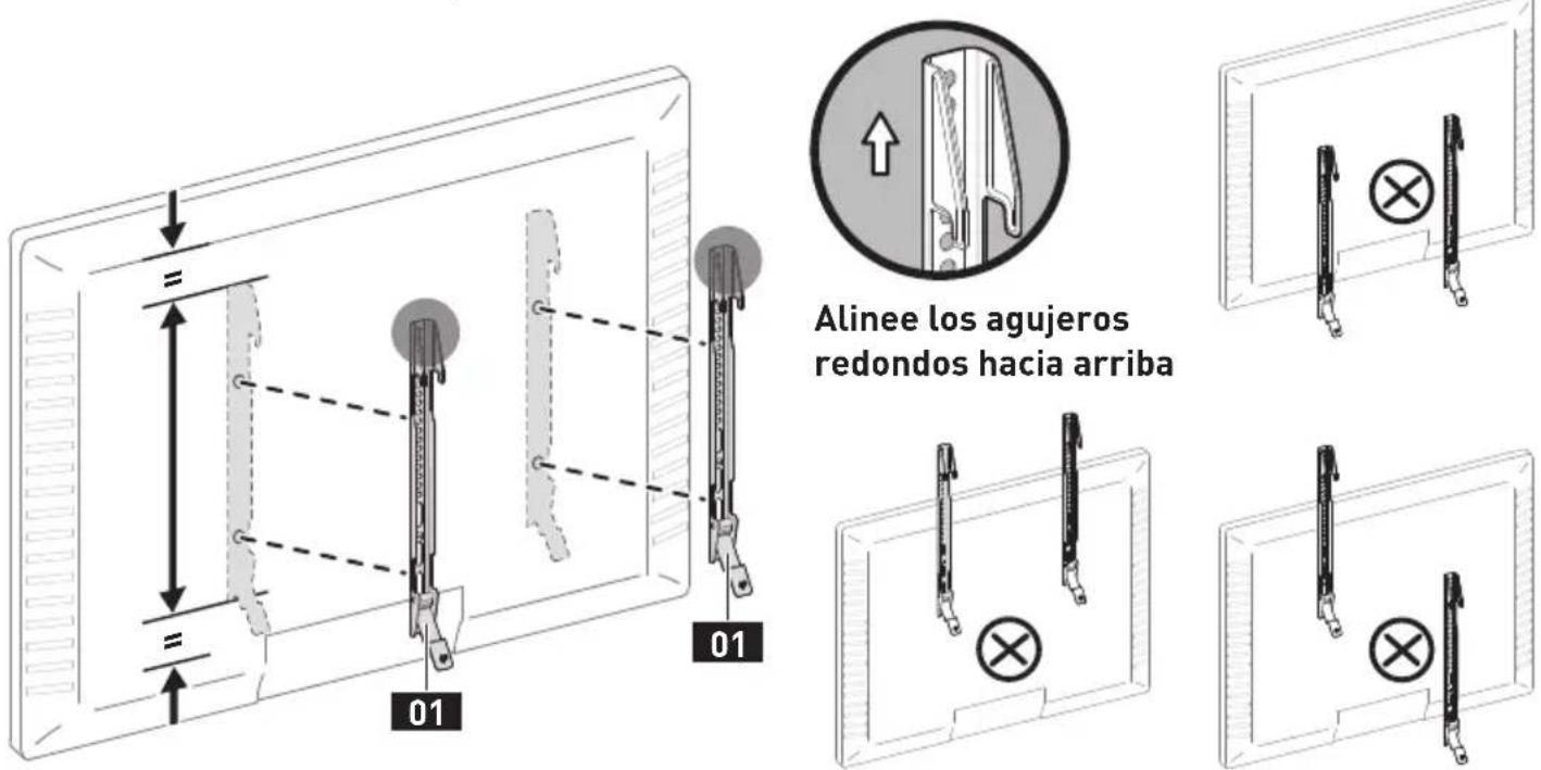 ErgoAV ERMMM901B - 2-2 Posizione los soportes del televisor - 1