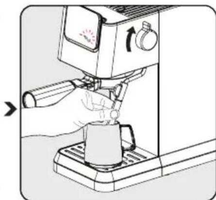 BEKO CEP 5302 B - Pregătirea laptelui cu spumă pentru cafea - 2
