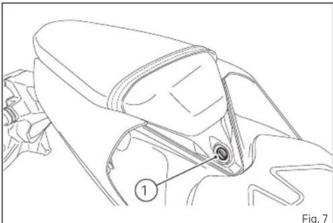 DUCATI Panigale V2 (2026) - Dépose et repose desselles Selle passager - 1