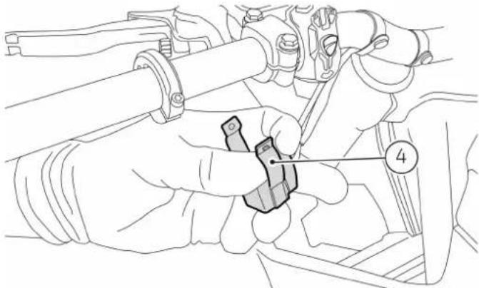 DUCATI Desmo450 MX Factory (2026) - Pose bouton d'extinction du vehicule - 1