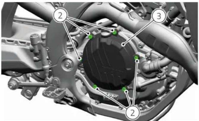 DUCATI Desmo450 MX Factory (2026) - Embrayage - contrôle de l'usure et remplacement des disques d'embrayage Dépose disques d'embrayage - 2