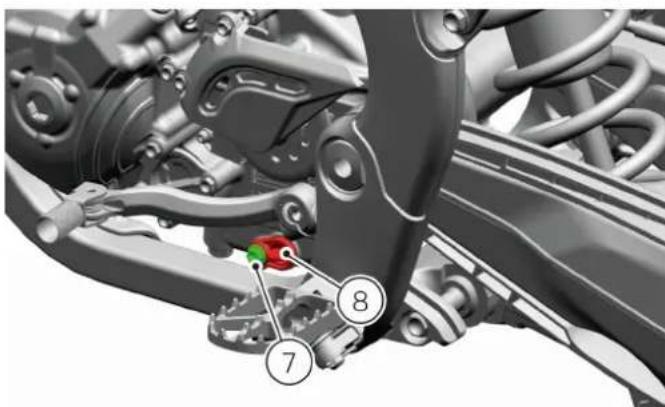 DUCATI Desmo450 MX Factory (2026) - Repose du filtré et rétablissement de l'huile moteur - 5