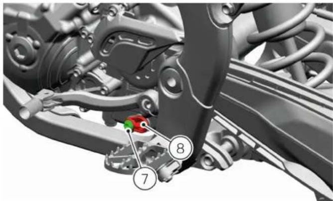 DUCATI Desmo450 MX Factory (2026) - Vidange de l'huile moteur et dépose du filtré - 4