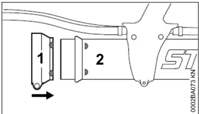 STIHL SR 450 - Montaggio del flessibile a soffietto sul tubo soffiatore - 1