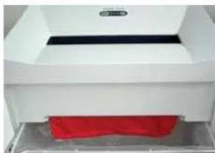 HSM Pure 530C - Nebezpeci urazu odmrstenymi strepinami! - 3