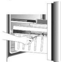 MAYTAG MFI2670XEB - Pour enlever le tiroir : - 2